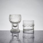 1352 4683 GLASS